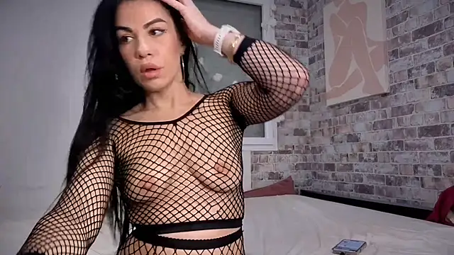 victoria athena online show from 10-27-25, 09:08