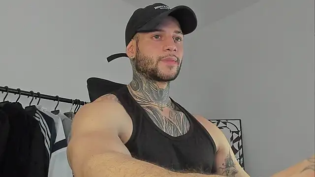  jamesleandros1 online show from 10-11-25, 05:11