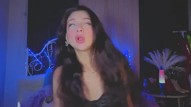 Snapshot of Funny_Bunny chatting on 11-15-25, 09:43 Funny Bunny online show from 11-15-25, 09:43