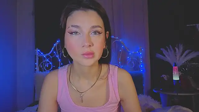 Snapshot of Funny_Bunny chatting on 11-30-25, 01:42 Funny Bunny online show from 11-30-25, 01:42