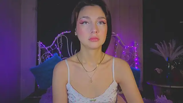 Snapshot of Funny_Bunny chatting on 12-03-25, 11:03 Funny Bunny online show from 12-03-25, 11:03