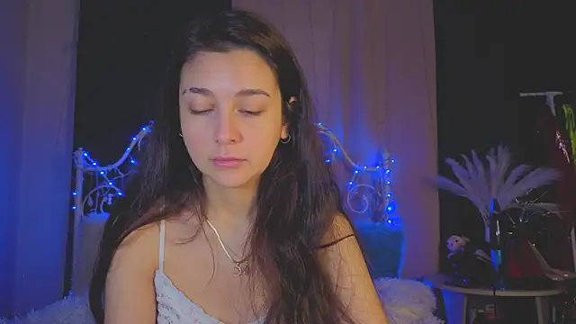 Snapshot of Funny_Bunny chatting on 12-14-25, 01:22 Funny Bunny online show from 12-14-25, 01:22