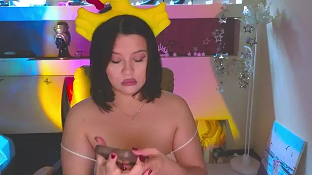 Snapshot of Malika_uAngel chatting on 10-25-25, 10:15 Malika uAngel online show from 10-25-25, 10:15