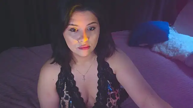 Snapshot of Malika_uAngel chatting on 11-27-25, 10:01 Malika uAngel online show from 11-27-25, 10:01