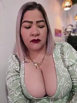 Dalessa Bigtits online show from 06-17-26, 09:38