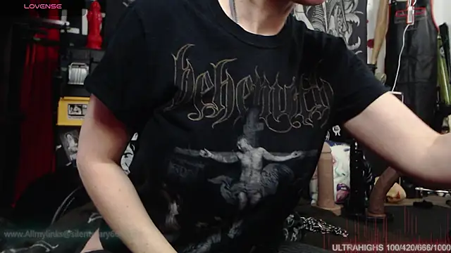 Silentmary online show from 12-14-24, 01:17