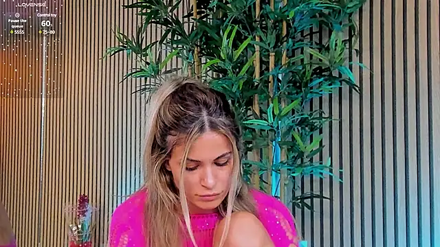 Avril Cyrus online show from 03-06-25, 02:29