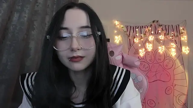 Holy420lolii online show from 03-13-25, 05:39