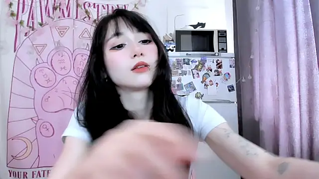 Holy420lolii online show from 06-12-26, 01:10
