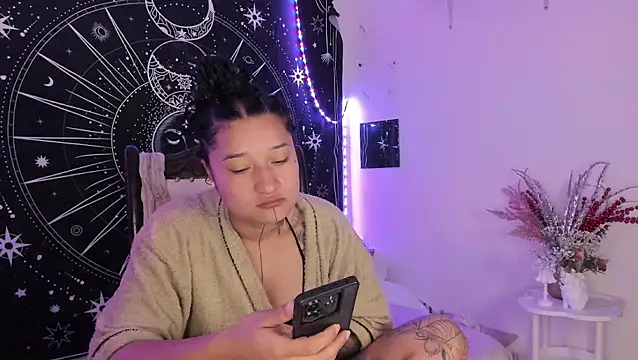 Eva Lee  online show from 02-21-26, 08:37