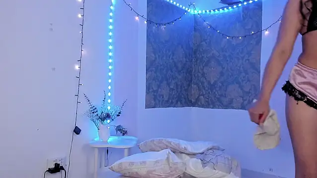 Eva Lee  online show from 04-29-26, 10:30