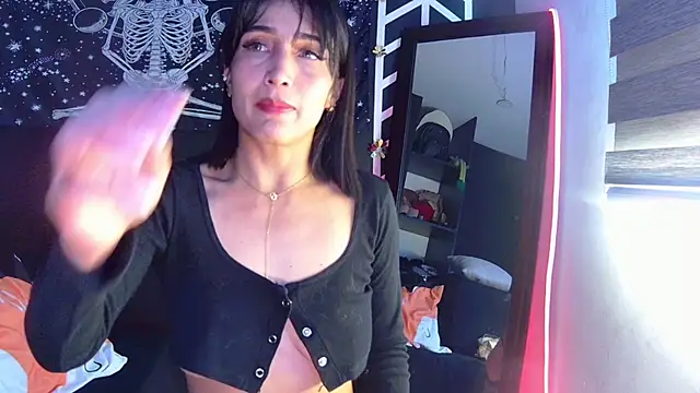 EvangelineCors online show from 01-07-25, 06:14