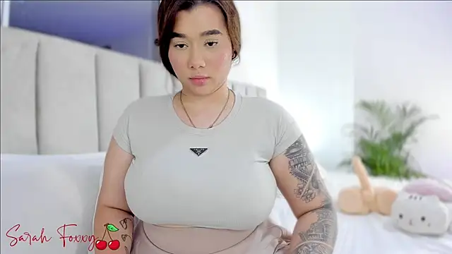 Snapshot of Foxxy222_ chatting on 02-19-25, 12:57 Foxxy222  online show from 02-19-25, 12:57