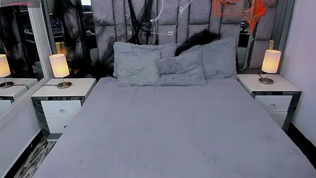 EMMAHILL1 online show from 10-31-25, 11:55