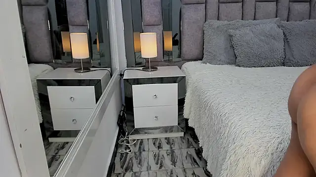 EMMAHILL1 online show from 12-16-25, 11:26