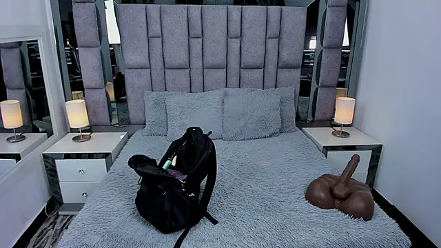 EMMAHILL1 online show from 04-07-26, 11:10