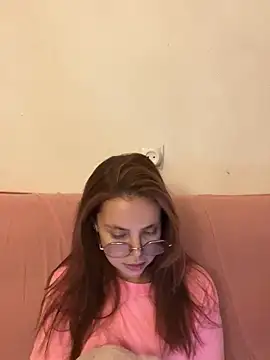 Snapshot of lovebellagrey chatting on 12-22-25, 07:55 lovebellagrey online show from 12-22-25, 07:55