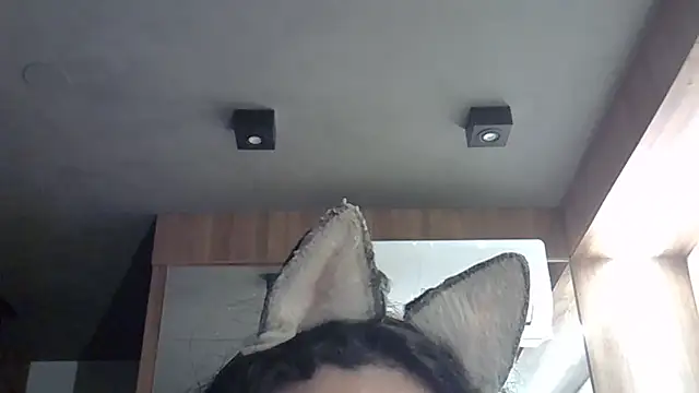 Skinny-Kitten online show from 10-10-25, 12:42