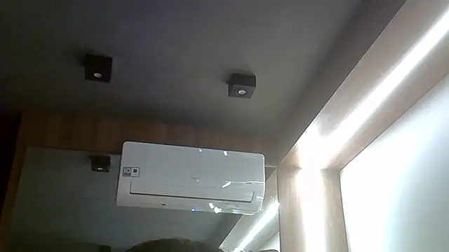 Skinny-Kitten online show from 01-11-26, 12:32