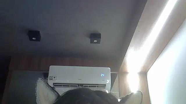 Skinny-Kitten online show from 04-08-26, 12:38