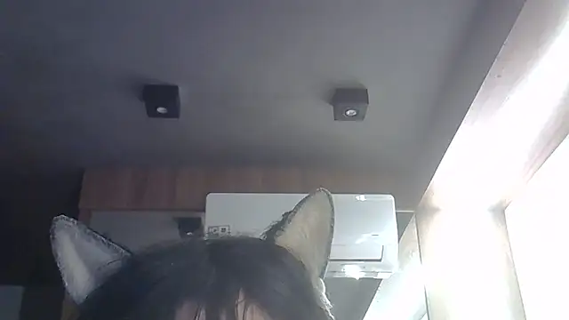 Snapshot of Skinny-Kitten chatting on 06-05-26, 03:18 Skinny-Kitten online show from 06-05-26, 03:18