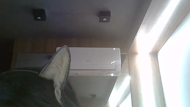 Snapshot of Skinny-Kitten chatting on 07-22-26, 01:36 Skinny-Kitten online show from 07-22-26, 01:36