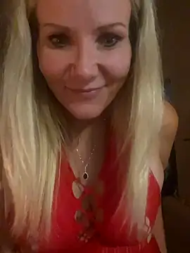 Sexual Lovable Doll online show from 10-11-25, 05:50