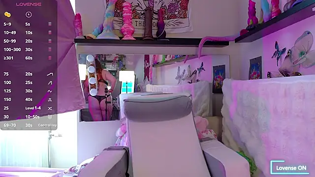 FluffyRainbowKity online show from 06-21-26, 08:17
