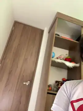 Snapshot of andra_rose chatting on 12-12-24, 02:04 andra rose online show from 12-12-24, 02:04