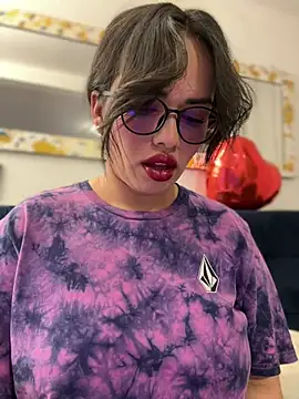 Snapshot of andra_rose chatting on 02-03-25, 11:26 andra rose online show from 02-03-25, 11:26