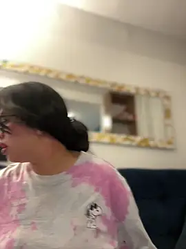 Snapshot of andra_rose chatting on 02-09-25, 12:28 andra rose online show from 02-09-25, 12:28