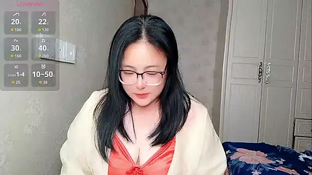 Vivianangn-e online show from 06-11-26, 08:12