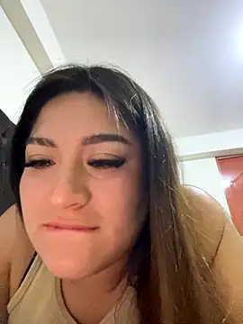 LuceroRm online show from 10-25-25, 06:21