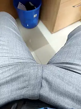 adicma123 online show from 11-05-25, 05:51