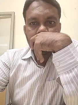 Snapshot of adicma123 chatting on 06-11-26, 01:09 adicma123 online show from 06-11-26, 01:09