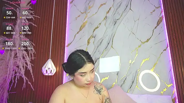 haylie  online show from 01-19-25, 02:25