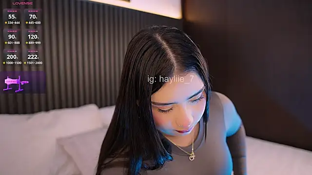 haylie  online show from 07-12-26, 05:20