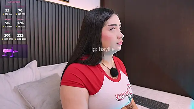 haylie  online show from 07-30-26, 07:07