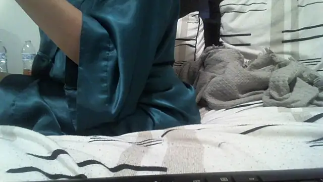 Snapshot of lofibunni chatting on 07-05-26, 10:17 lofibunni online show from 07-05-26, 10:17