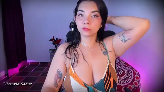 victoriaasaenz  online show from 04-24-26, 12:24