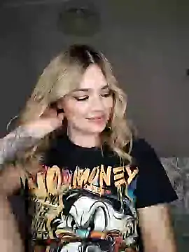 KrissSexi online show from 03-15-25, 04:21