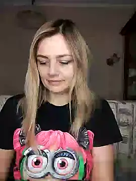 KrissSexi online show from 03-17-25, 04:33