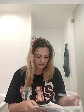 KrissSexi online show from 11-09-25, 10:13