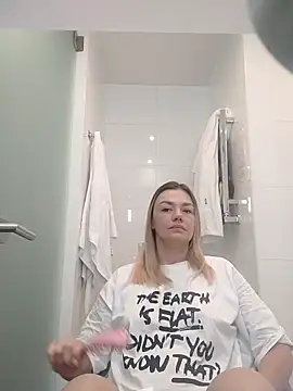 KrissSexi online show from 11-11-25, 07:30