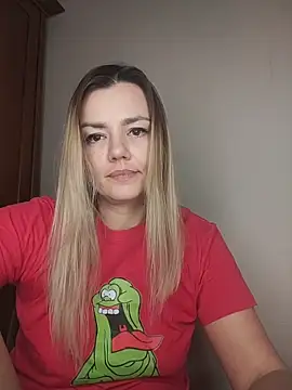 KrissSexi online show from 12-15-25, 08:24