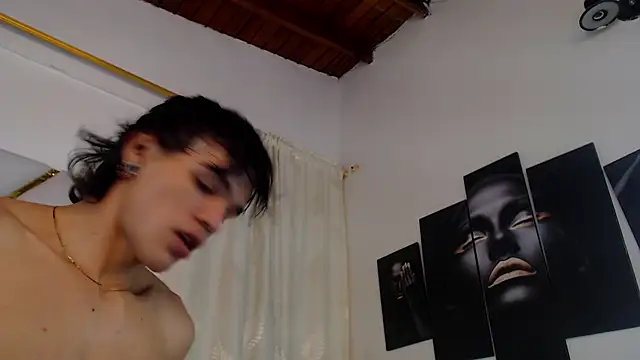 Snapshot of AlbertBernal69 chatting on 02-07-25, 03:01 AlbertBernal69 online show from 02-07-25, 03:01