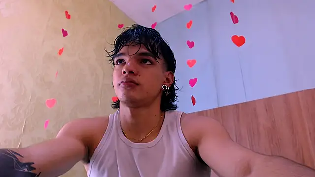 Snapshot of AlbertBernal69 chatting on 02-15-25, 03:09 AlbertBernal69 online show from 02-15-25, 03:09