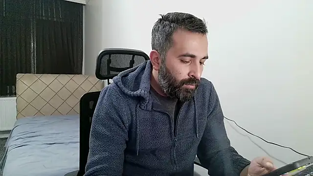 tgltplsr online show from 11-25-25, 02:11