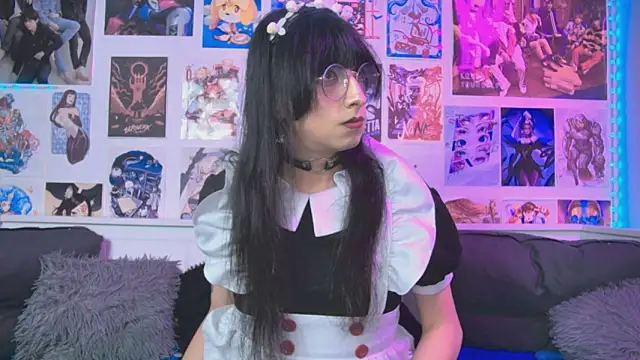 snowblack  online show from 09-13-25, 02:06