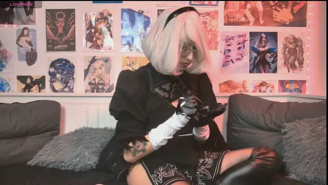 snowblack  online show from 01-17-26, 05:05